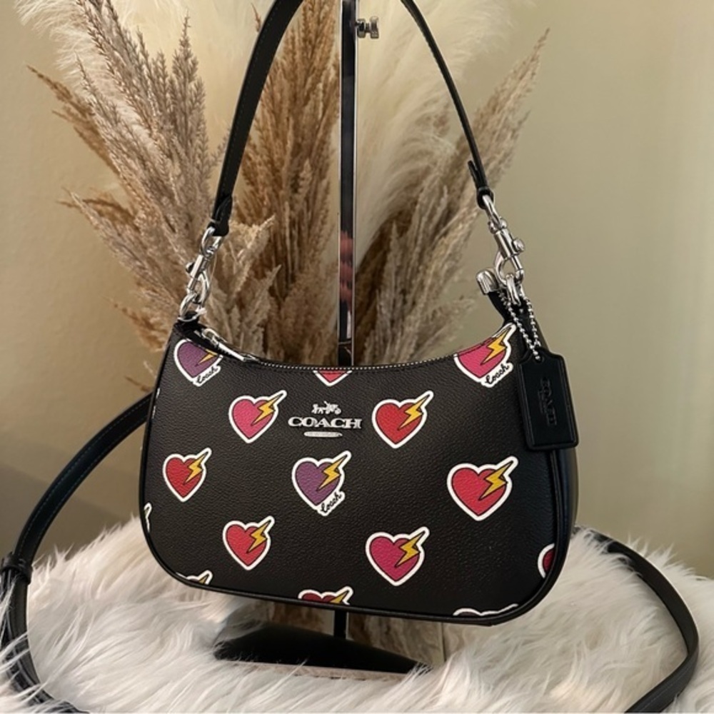 Coach Teri Shoulder Bag With Heart Bolt Print